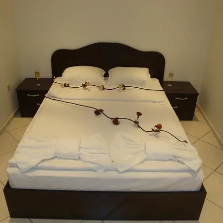 Family Niagara Varna