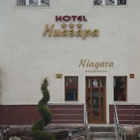 Family Niagara ホテル