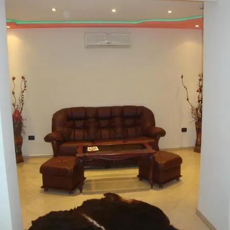 Family Niagara Hotel 3*