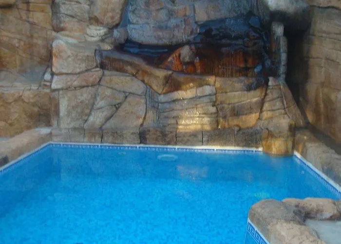 Family Niagara 瓦爾納