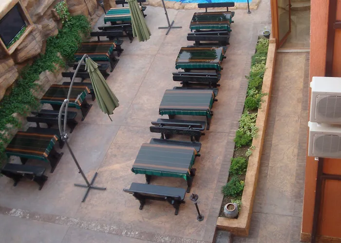 Family Niagara 酒店