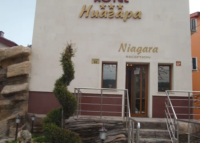 Family Niagara 酒店 瓦爾納